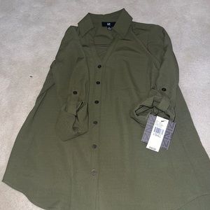 Womens NWT army green dress shirt